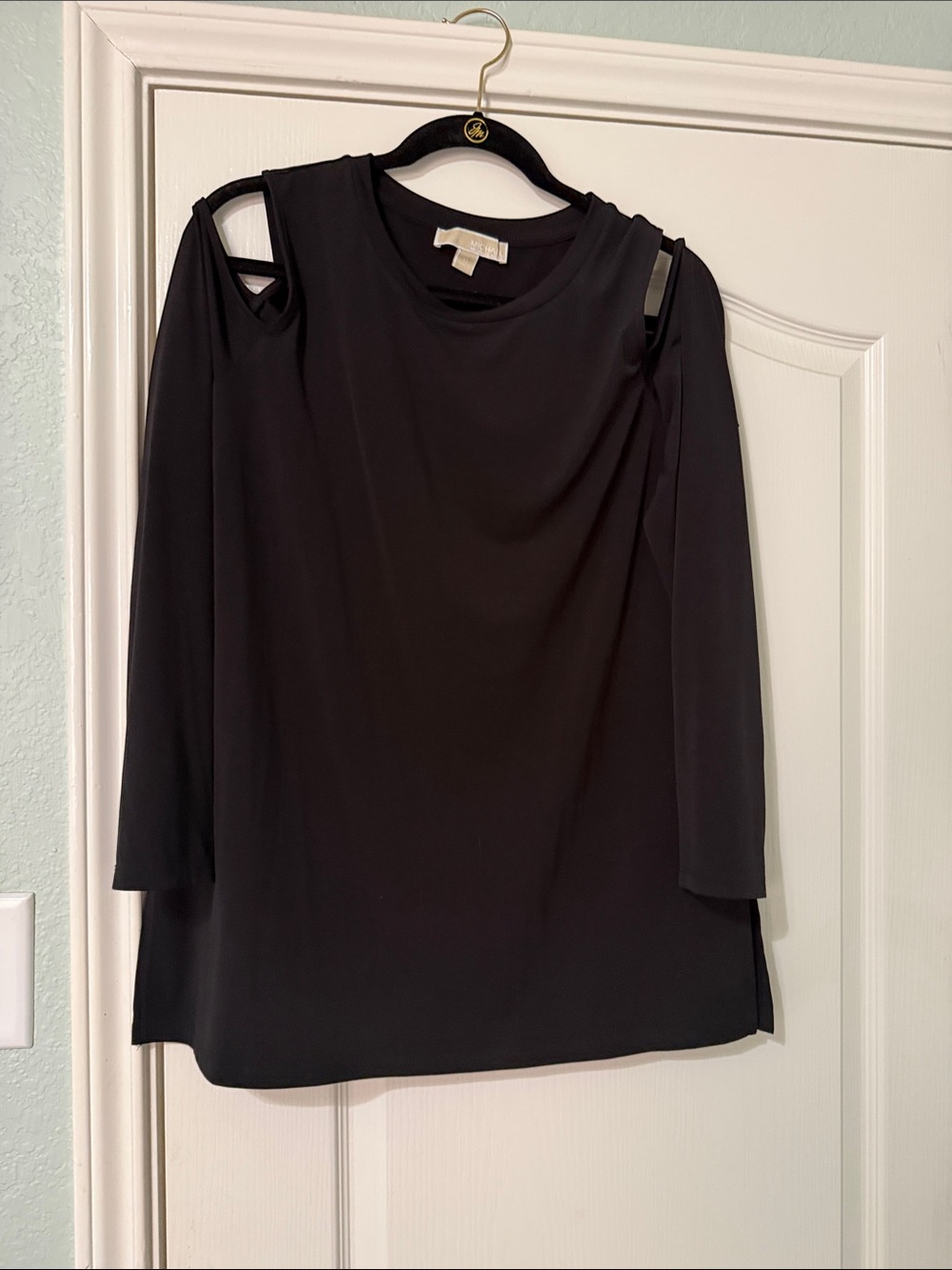 Michael Kors Black Cold-Shoulder Long Sleeve Top